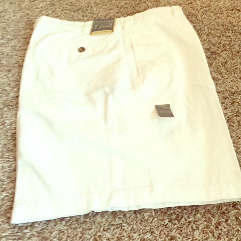 Saddlebred white shorts never worn